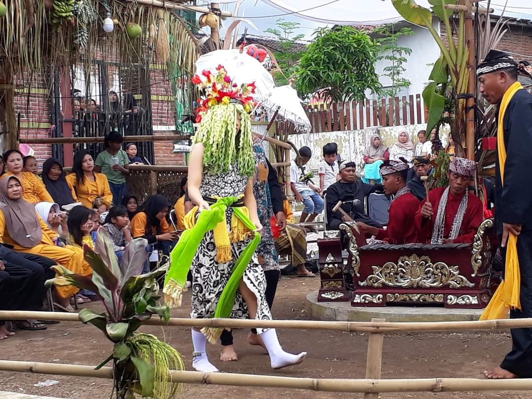 Memelihara Tradisi: Keajaiban Ritual Adat Seblang Olehsari di Banyuwangi