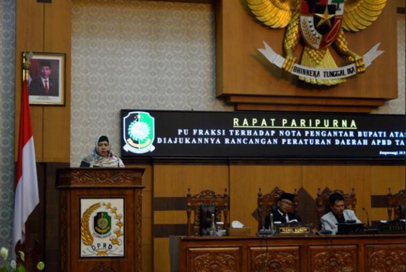 Eksekutif Sampaikan Nota Keuangan Raperda APBD 2024