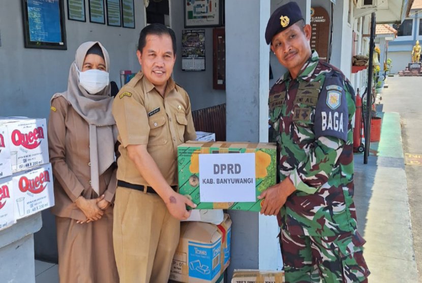Peduli Korban Palestina DPRD Banyuwangi Tambahkan Bantuan Logistik 