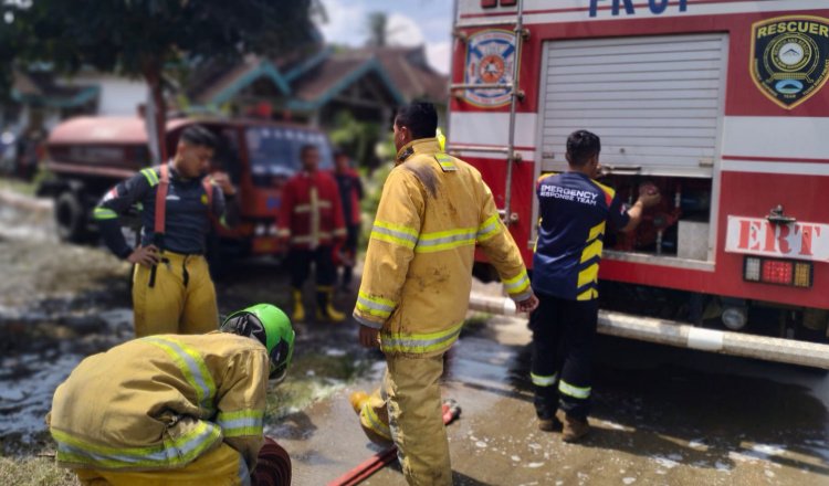 ERT PT BSI, Garda Terdepan Saat Kebakaran Melanda Pesanggaran